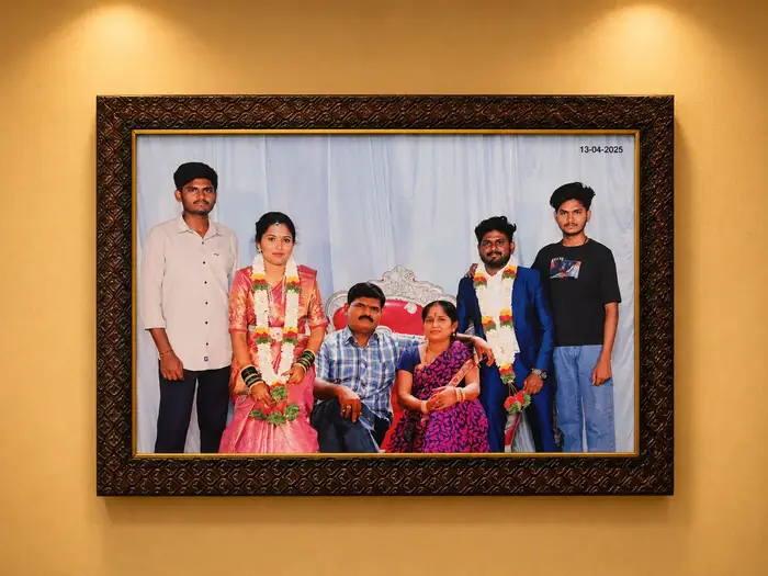 Premium family legacy wall frame